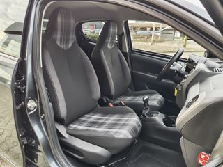 Voertuigafbeelding 21