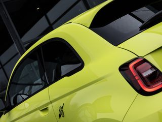 Voertuigafbeelding 18