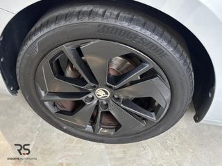 Voertuigafbeelding 18