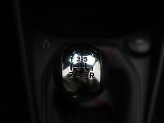 Voertuigafbeelding 19