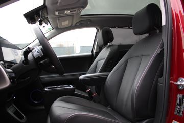 Voertuigafbeelding 7