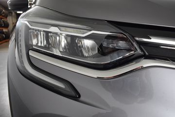 Voertuigafbeelding 18