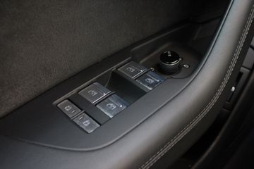 Voertuigafbeelding 35