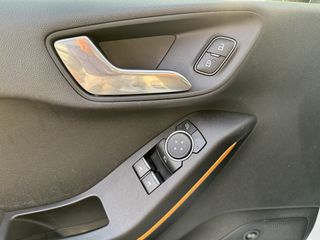 Voertuigafbeelding 7