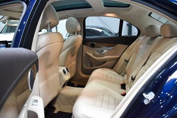 Voertuigafbeelding 13