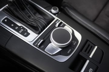 Voertuigafbeelding 30