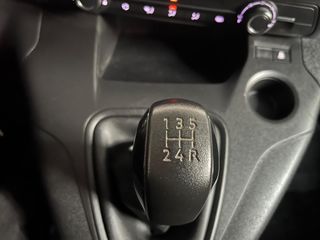 Voertuigafbeelding 26