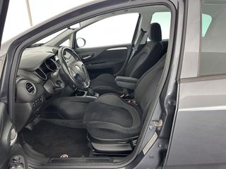 Voertuigafbeelding 7