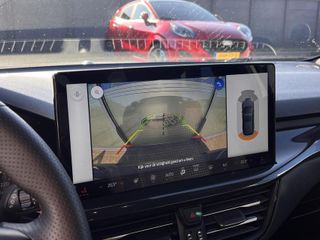 Voertuigafbeelding 4