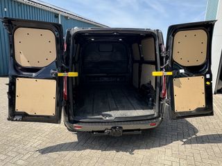 Voertuigafbeelding 8