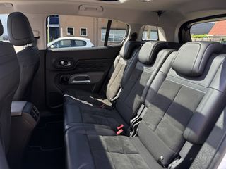 Voertuigafbeelding 31