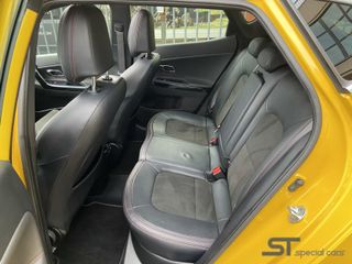 Voertuigafbeelding 16