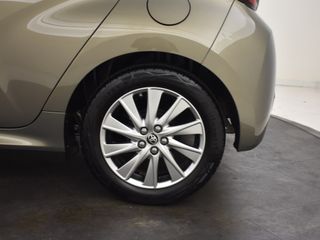 Voertuigafbeelding 11