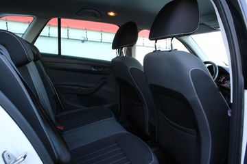 Voertuigafbeelding 10