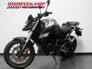 Voertuigafbeelding 2