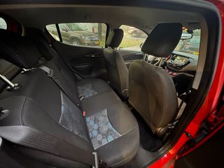 Voertuigafbeelding 9