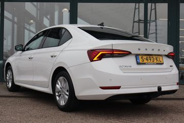 Voertuigafbeelding 2