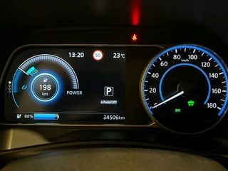 Voertuigafbeelding 5