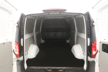 Voertuigafbeelding 2