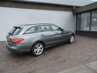 Voertuigafbeelding 4