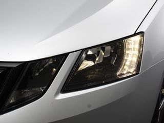 Voertuigafbeelding 28