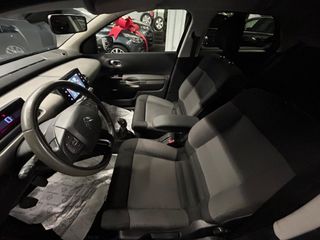 Voertuigafbeelding 7