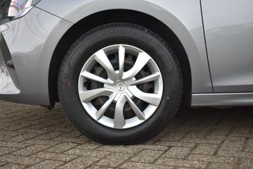 Voertuigafbeelding 24