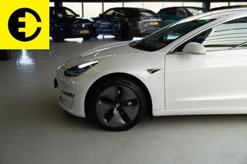 Voertuigafbeelding 17