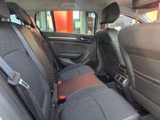 Voertuigafbeelding 18