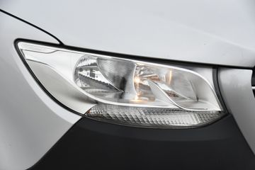 Voertuigafbeelding 24