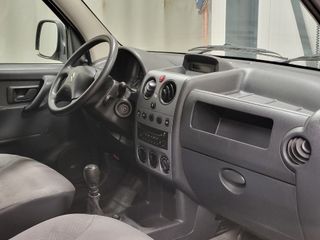 Voertuigafbeelding 6