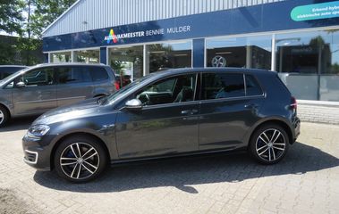 Voertuigafbeelding 4