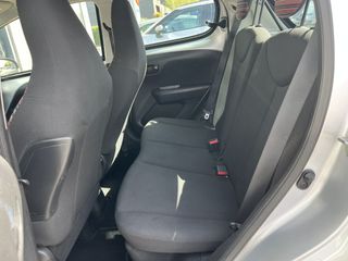 Voertuigafbeelding 12