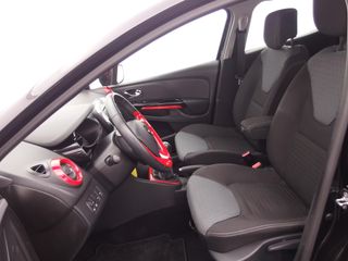 Voertuigafbeelding 17