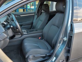 Voertuigafbeelding 8