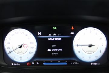 Voertuigafbeelding 13