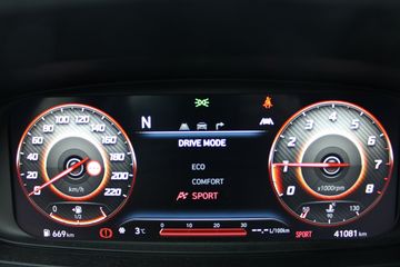 Voertuigafbeelding 14