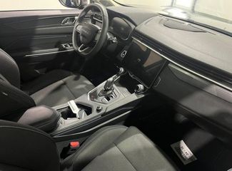 Voertuigafbeelding 4