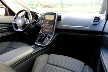 Voertuigafbeelding 4