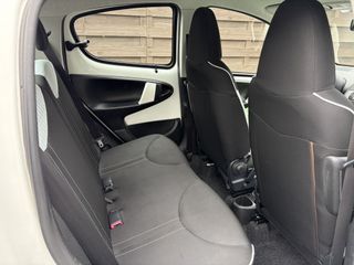 Voertuigafbeelding 13