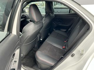 Voertuigafbeelding 4