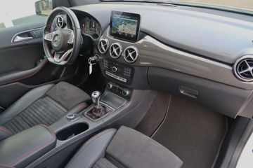 Voertuigafbeelding 26