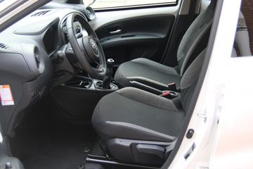 Voertuigafbeelding 14