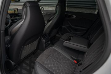 Voertuigafbeelding 36