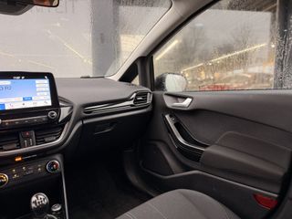 Voertuigafbeelding 9