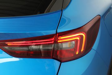 Voertuigafbeelding 11