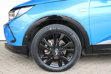 Voertuigafbeelding 8