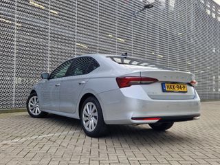 Voertuigafbeelding 4