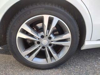 Voertuigafbeelding 8