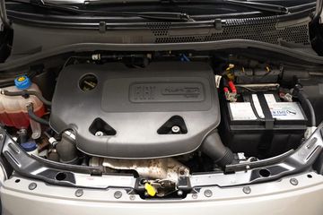 Voertuigafbeelding 24